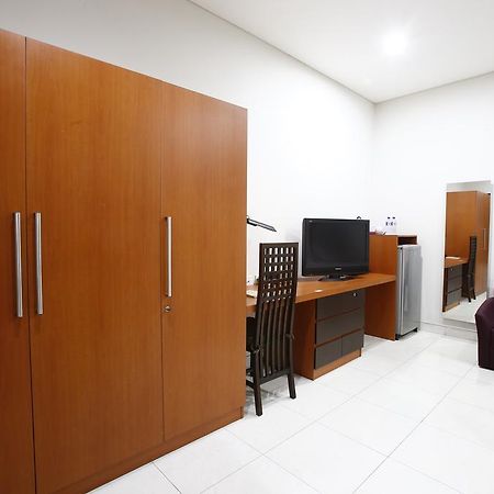 Reddoorz @ Menteng Jakarta Kültér fotó