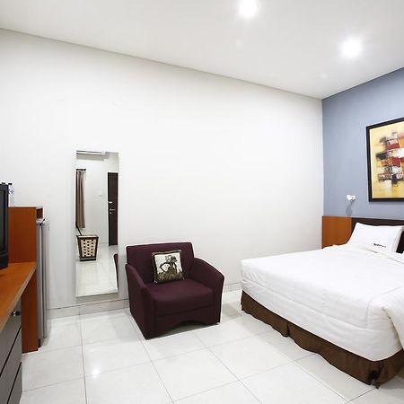 Reddoorz @ Menteng Jakarta Kültér fotó