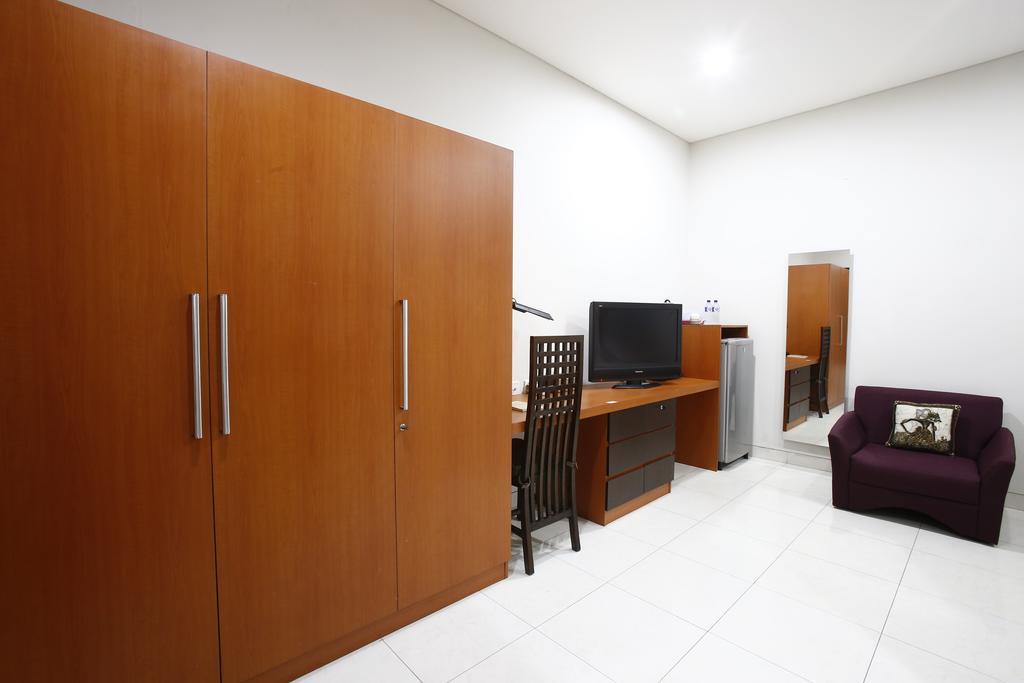 Reddoorz @ Menteng Jakarta Kültér fotó